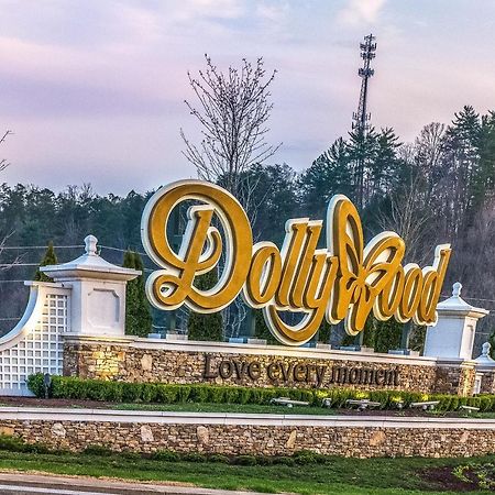 Nature'S Paradise Pigeon Forge Exterior photo