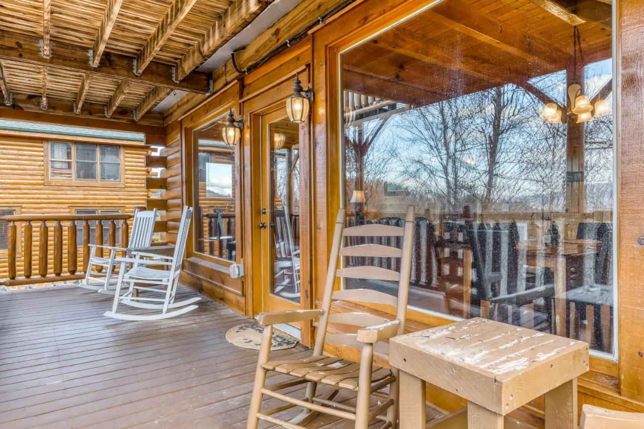 Nature'S Paradise Pigeon Forge Exterior photo